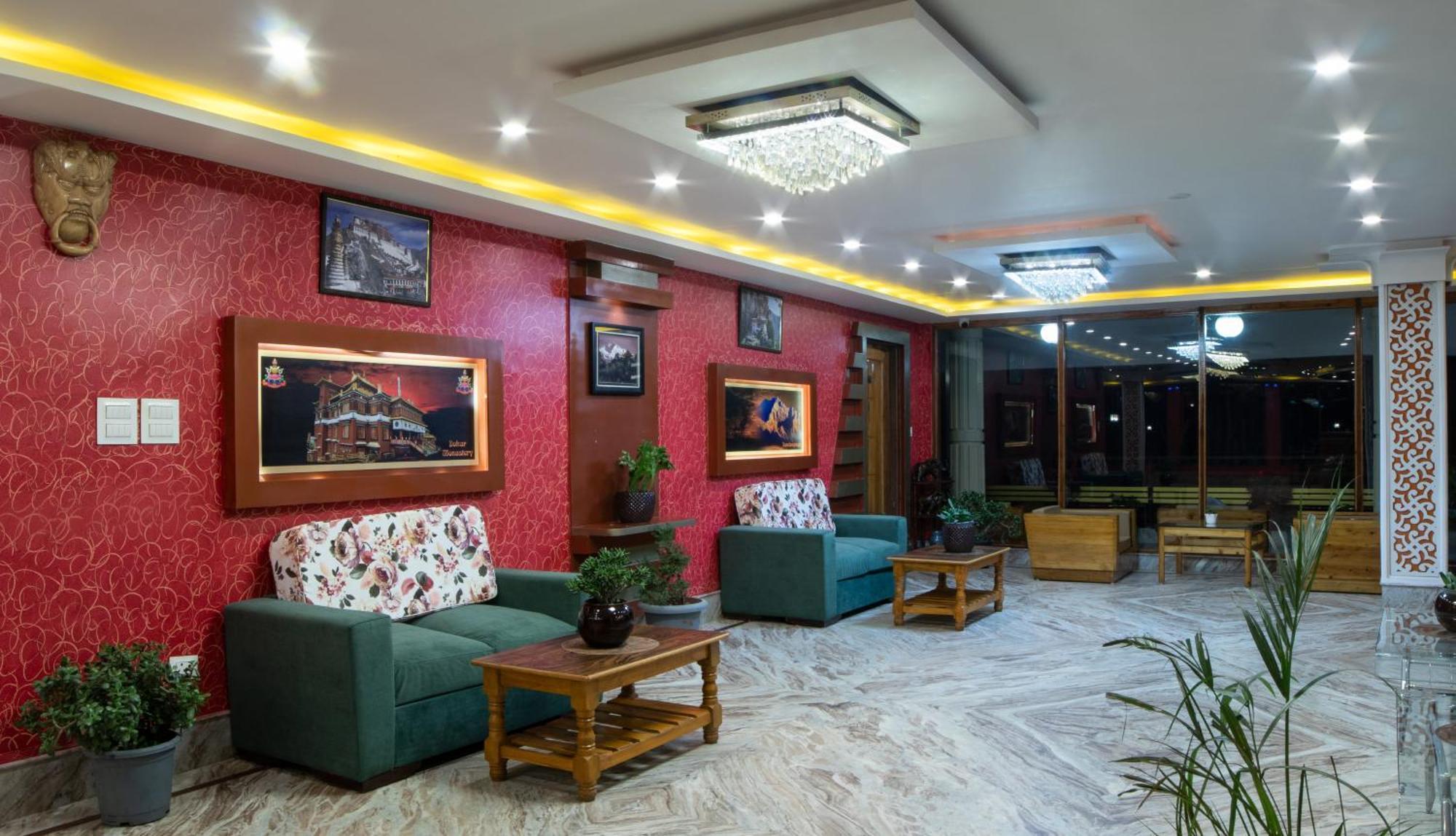 Mount Queens Hill Resort & Spa Mirik Exterior photo