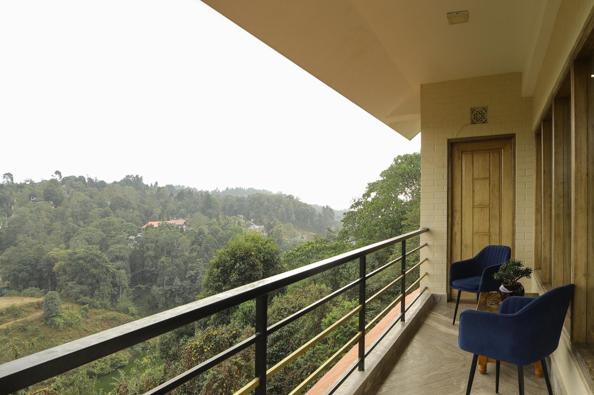 Mount Queens Hill Resort & Spa Mirik Exterior photo